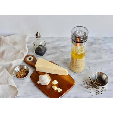 18¾ oz Salad Dressing Shaker