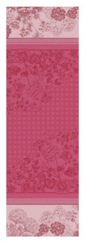 Geraniums Rose Table Runner (2024 DISCONTINUED PATTERN)