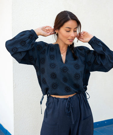 Poète Eyelet Top